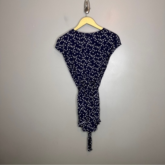 NWT Le Lis Collection Print belted Maternity blouse - Picture 5 of 9